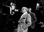 Uma longa viagem pela noite na companhia de Anatole Litvak