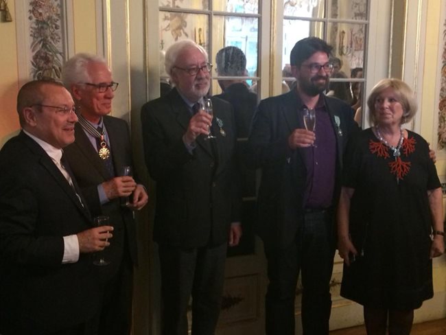 Diretor da Cinemateca condecorado pelo Governo francês