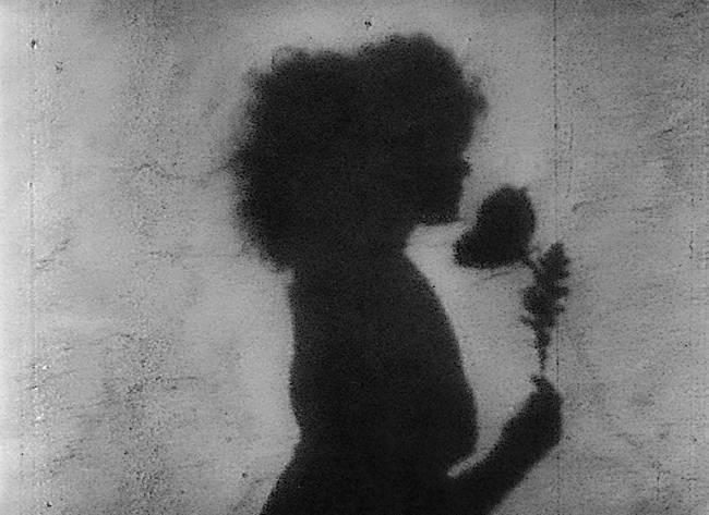 Aviso: sessões de Maya Deren em terceira passagem no lugar das adiadas “Histórias do Cinema” dedicadas a Harun Farocki 