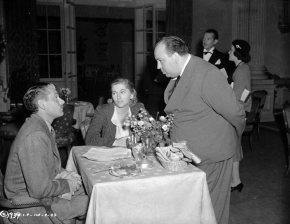 O Suspense hitchcockiano de março